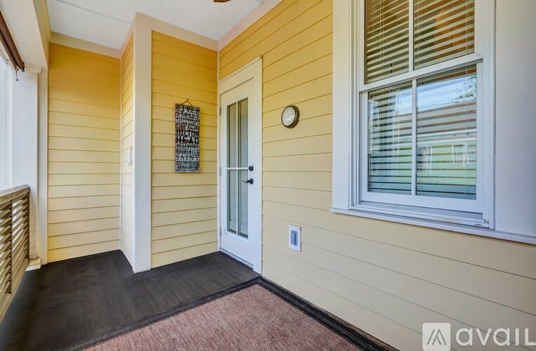 Savannah House: 716 Tattnall St