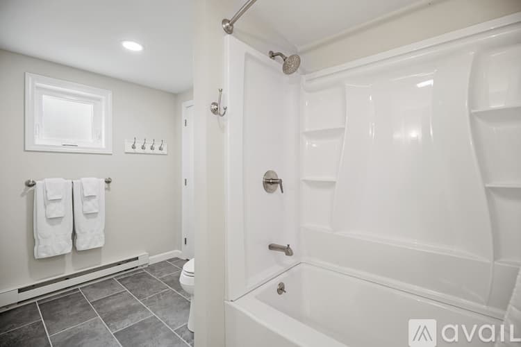 Old Orchard Beach Apartment: 3 14th St
