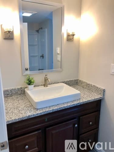 Old Orchard Beach Apartment: 3 14th St