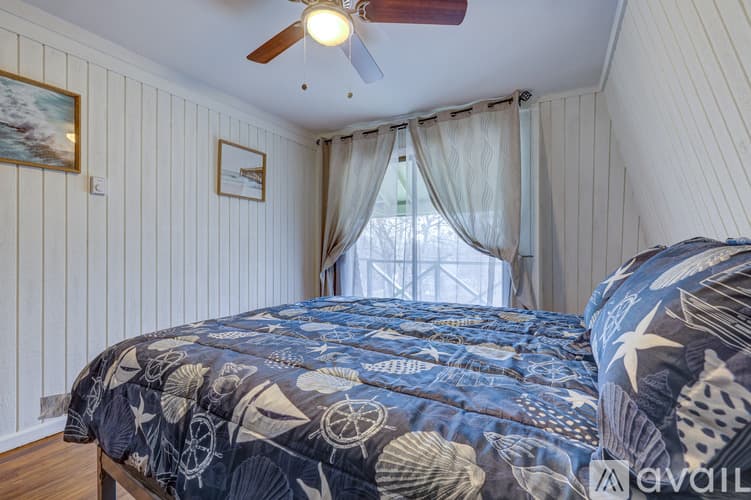 Bushkill House: 135 Mallard Path