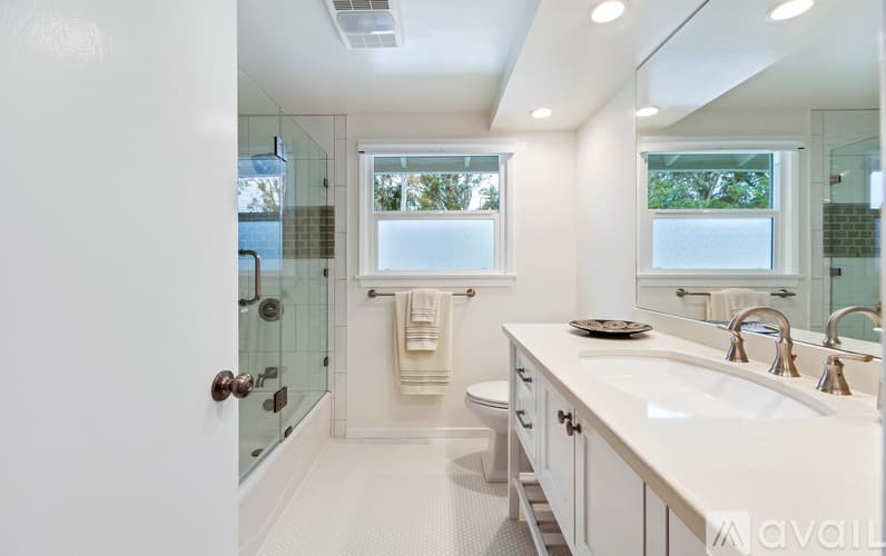Malibu House: 6722 Dume Dr