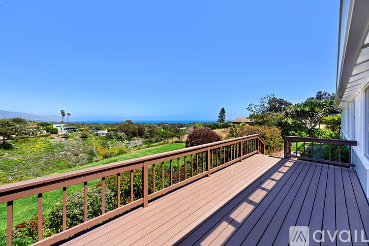 Malibu House: 6722 Dume Dr