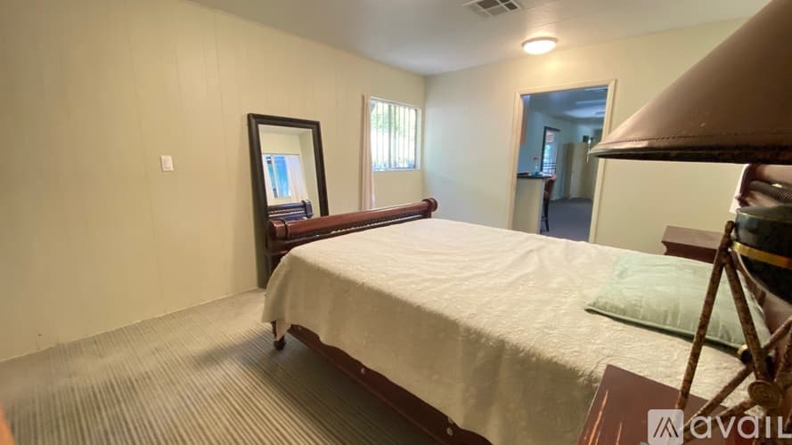 Los Angeles County Apartment: 201 S Topanga Canyon Blvd