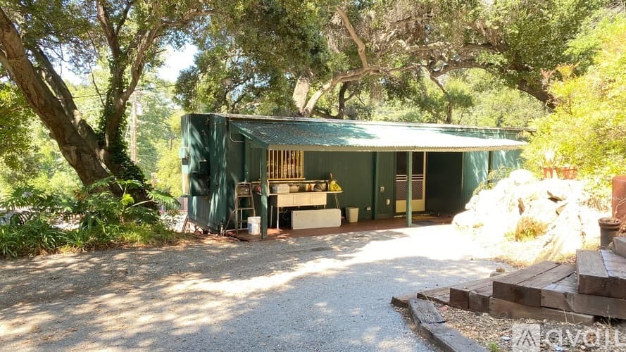 Los Angeles County Apartment: 201 S Topanga Canyon Blvd