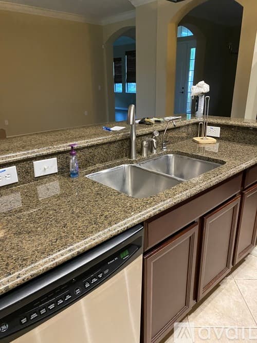 Brooksville House: 5190 Jennings Trail