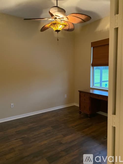 Brooksville House: 5190 Jennings Trail