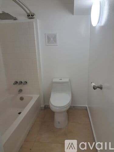 Surfside Apartment: 9064 Collins Ave