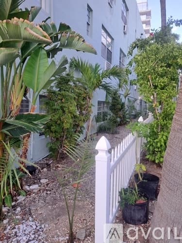 Surfside Apartment: 9064 Collins Ave
