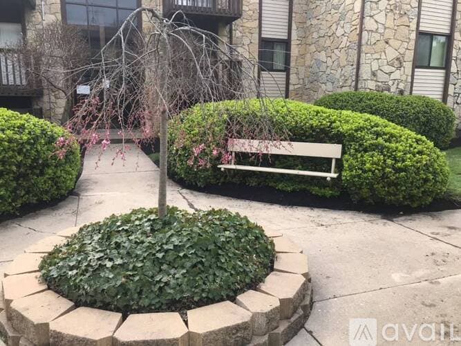 Cincinnati Condo: 4070 Independence Dr