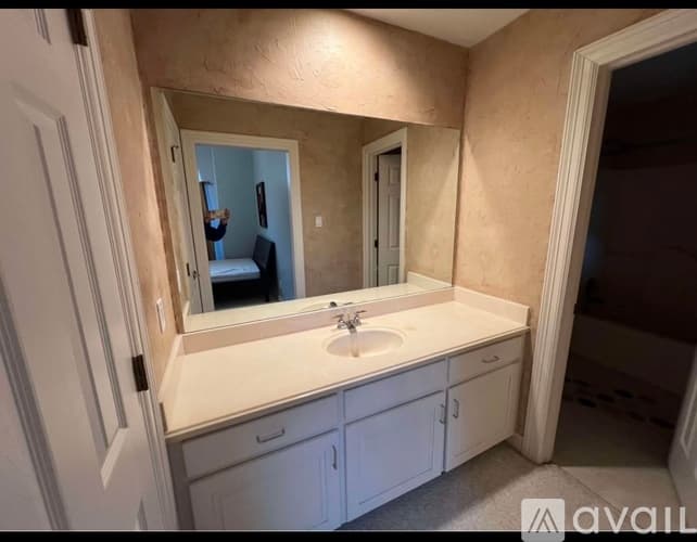 Southlake House: 3210 Jordan Dr