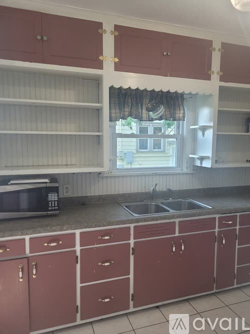 St. Cloud House: 716 9th Ave S