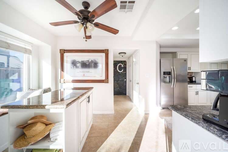 Cathedral City House: 68845 Durango Rd