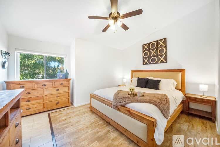 Cathedral City House: 68845 Durango Rd
