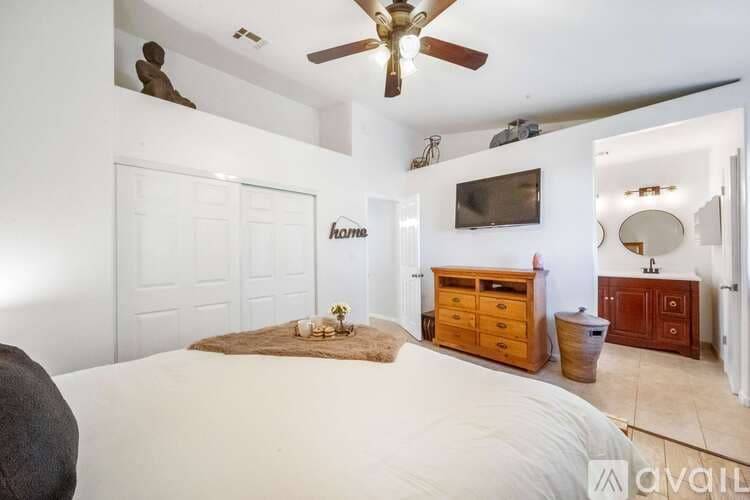 Cathedral City House: 68845 Durango Rd