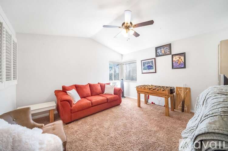 Cathedral City House: 68845 Durango Rd