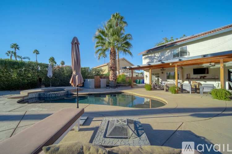 Cathedral City House: 68845 Durango Rd