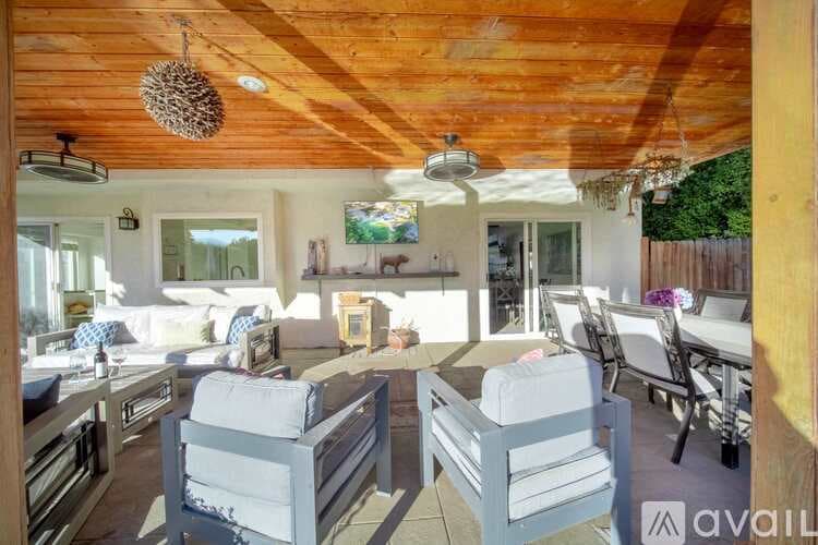 Cathedral City House: 68845 Durango Rd