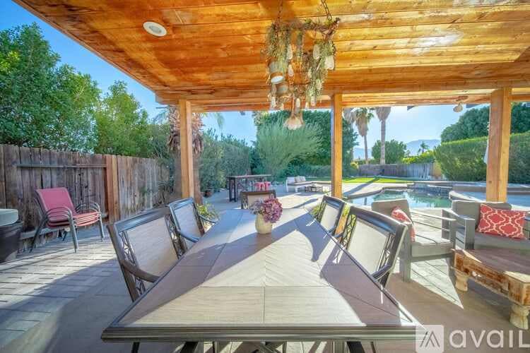 Cathedral City House: 68845 Durango Rd