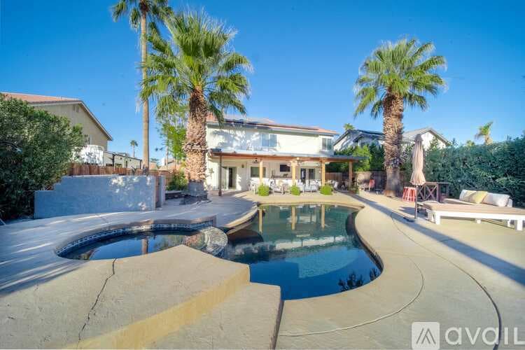Cathedral City House: 68845 Durango Rd