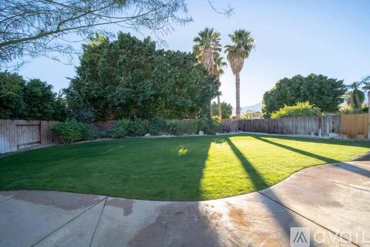 Cathedral City House: 68845 Durango Rd