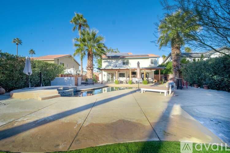 Cathedral City House: 68845 Durango Rd