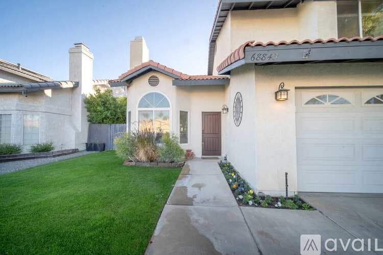 Cathedral City House: 68845 Durango Rd