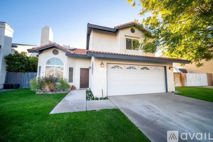 Cathedral City House: 68845 Durango Rd
