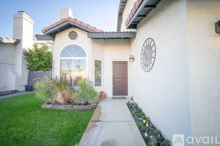 Cathedral City House: 68845 Durango Rd