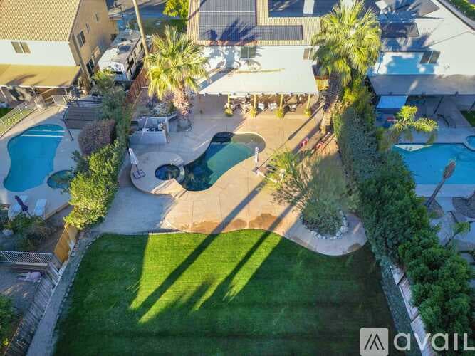 Cathedral City House: 68845 Durango Rd