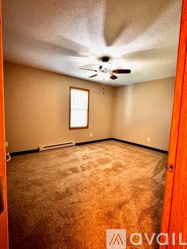Osceola Apartment: 306 South Ave