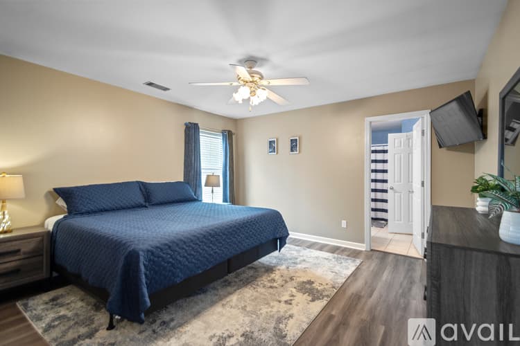 Sherwood House: 135 Willow Grove Rd