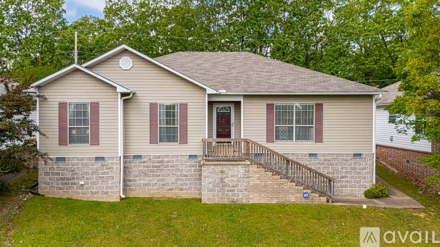 Sherwood House: 135 Willow Grove Rd