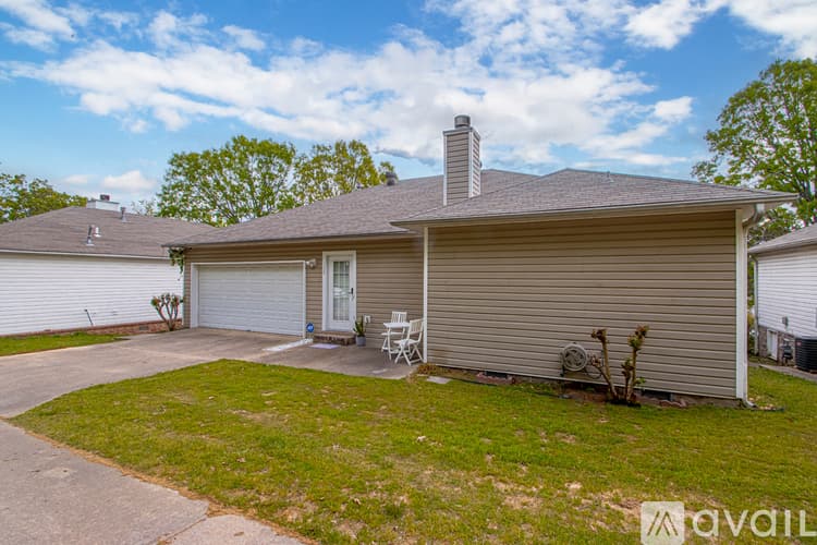 Sherwood House: 135 Willow Grove Rd