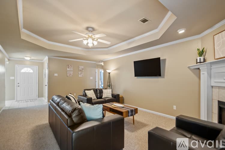 Sherwood House: 135 Willow Grove Rd