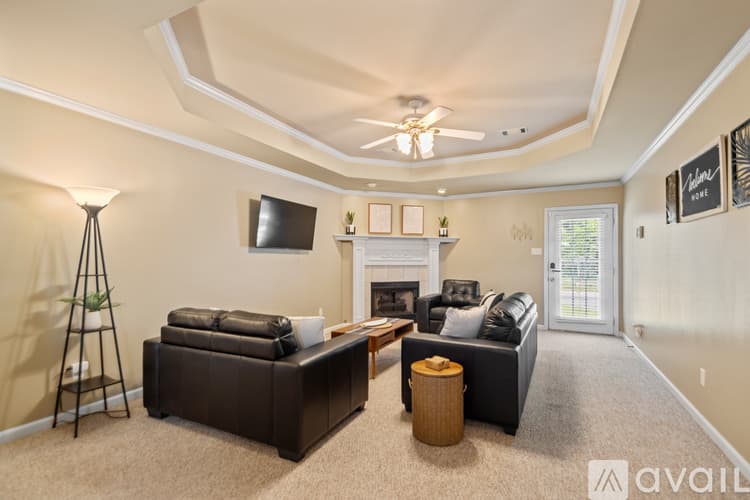Sherwood House: 135 Willow Grove Rd