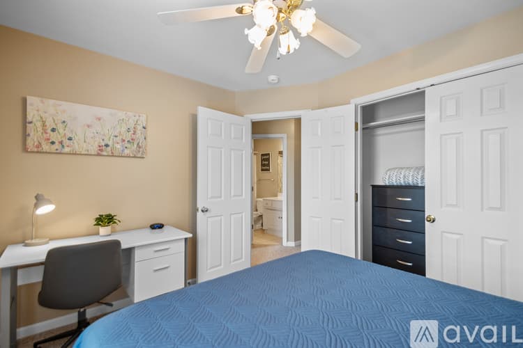 Sherwood House: 135 Willow Grove Rd