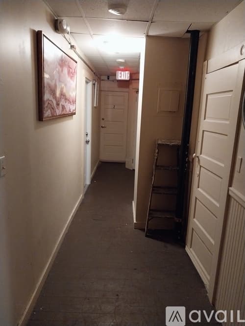 New Bedford Apartment: 116 County St