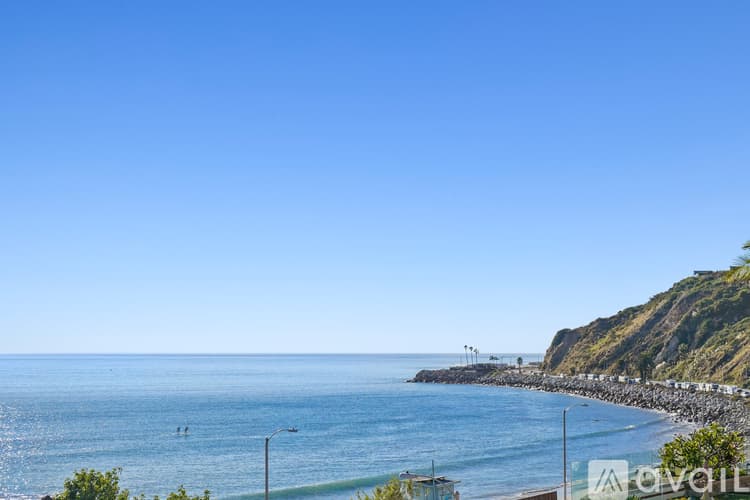 Malibu Apartment: 18000 Coastline Dr