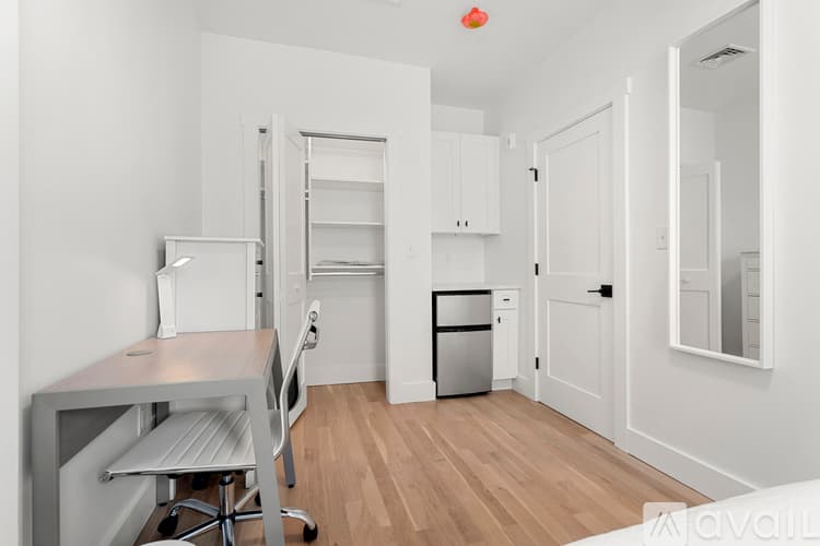 Boston Apartment: 349 W Fourth St