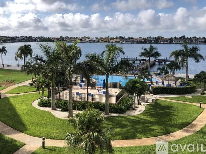 St Petersburg Condo: 5130 Brittany Drive S Unit 408