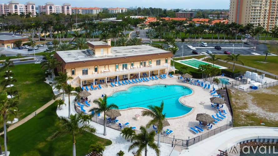 St Petersburg Condo: 5130 Brittany Drive S Unit 408