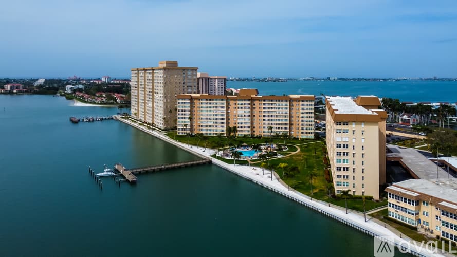 St Petersburg Condo: 5130 Brittany Drive S Unit 408