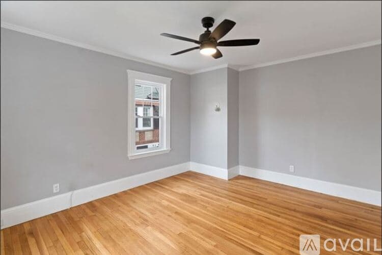 Salem Apartment: 173 Loring Ave