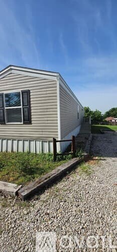 Azle House: 12179 Fm 730 North