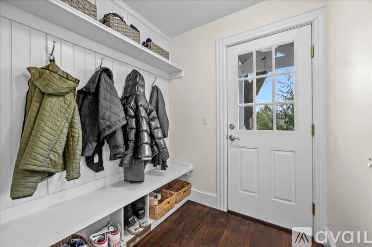 Norwalk House: 192 Highland Avenue