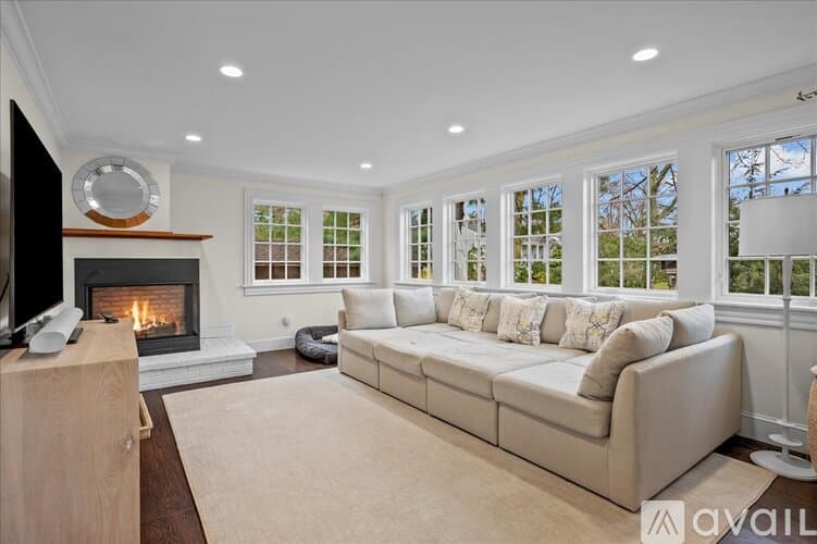 Norwalk House: 192 Highland Avenue