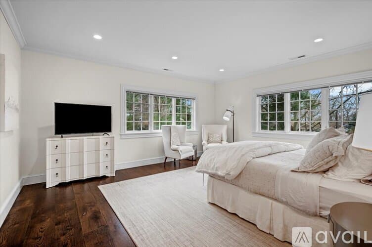 Norwalk House: 192 Highland Avenue