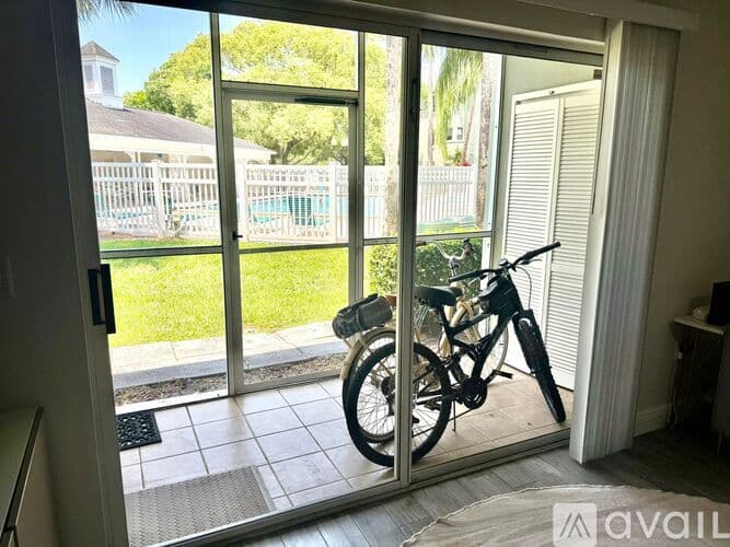 Dunedin Apartment: 300 Promenade Dr