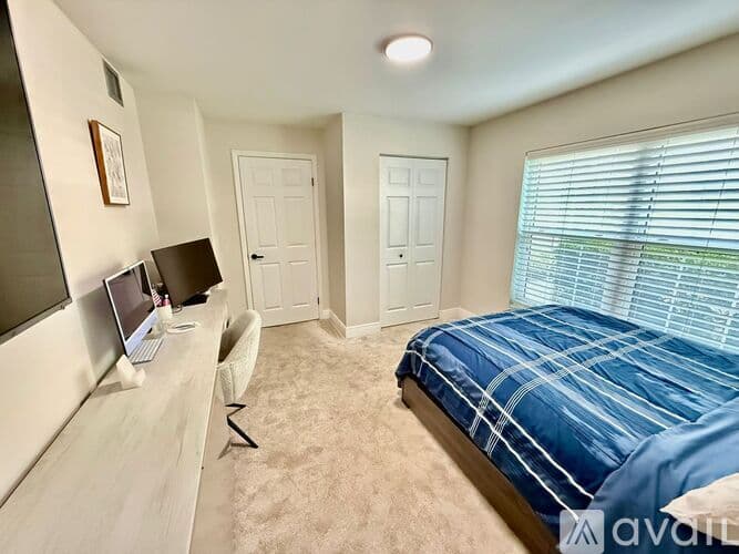 Dunedin Apartment: 300 Promenade Dr