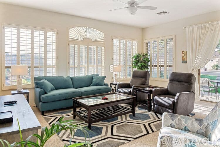 Sun Lakes House: 23833 S Pleasant Way